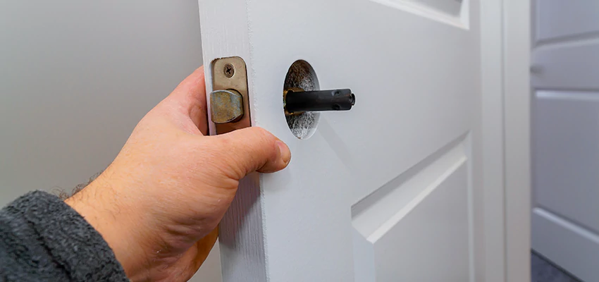 Nighttime Locksmith For Lock Repair in Bracebridge, ON