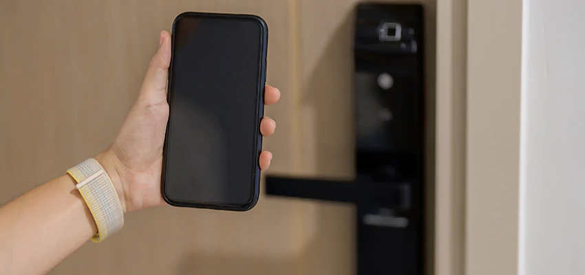 Keypad Wifi Locks Repair And Installation in Bracebridge, ON
