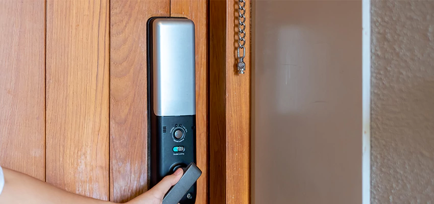 Home Security Electronic Locks Upgrades in Bracebridge, ON